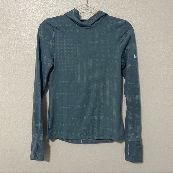 Nike Dri-Fit Slim Fit Running Top - Picture 1 of 7